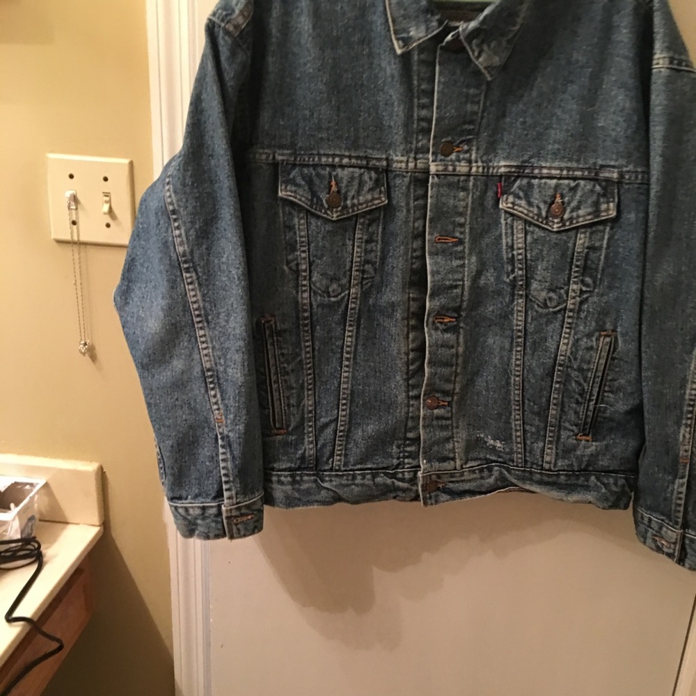 Man’s Vintage Levi Trucker Jacket 70507-4890
